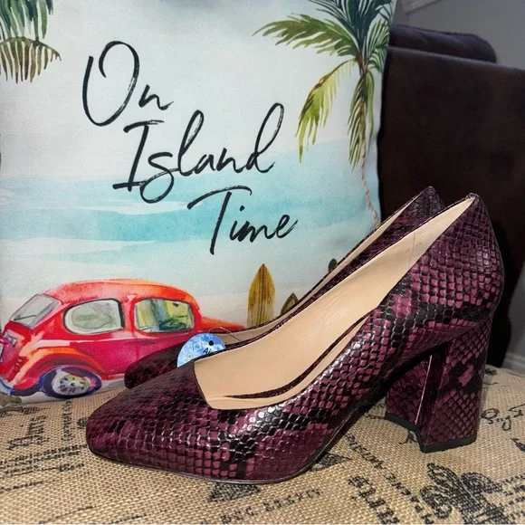 Antonio Melani NWOB! Orlin Burgundy/Black Snake Embossed Leather Pump - Picture 1 of 14